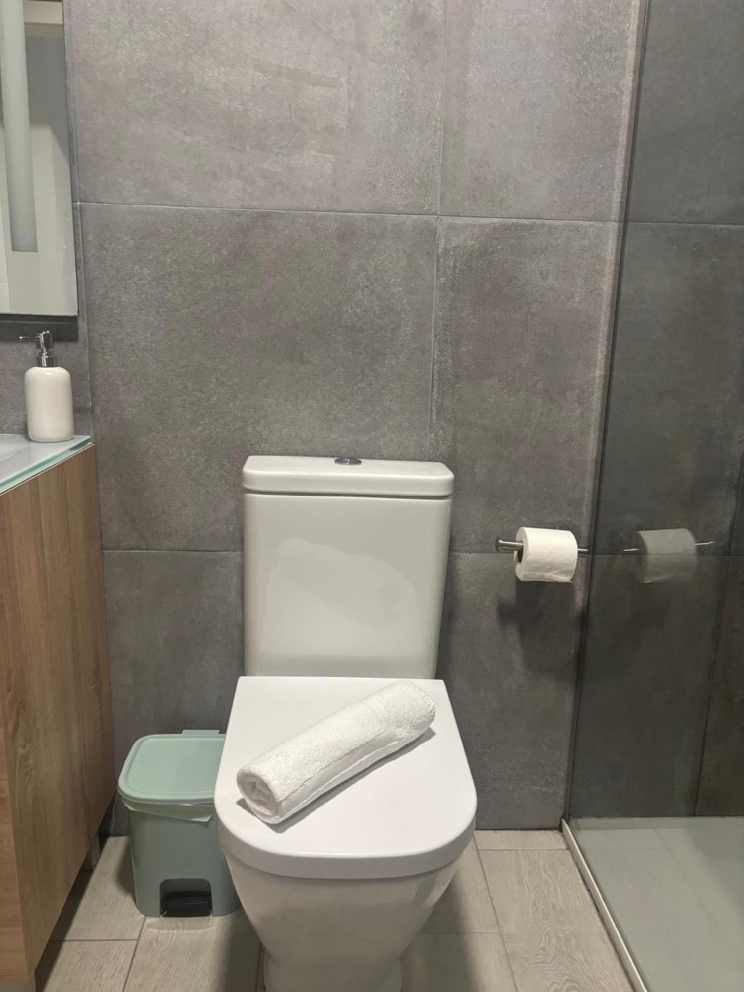 Hermoso Piso A 3 Min De La Estacion De Bus Y Tren Ave Málaga Exterior foto